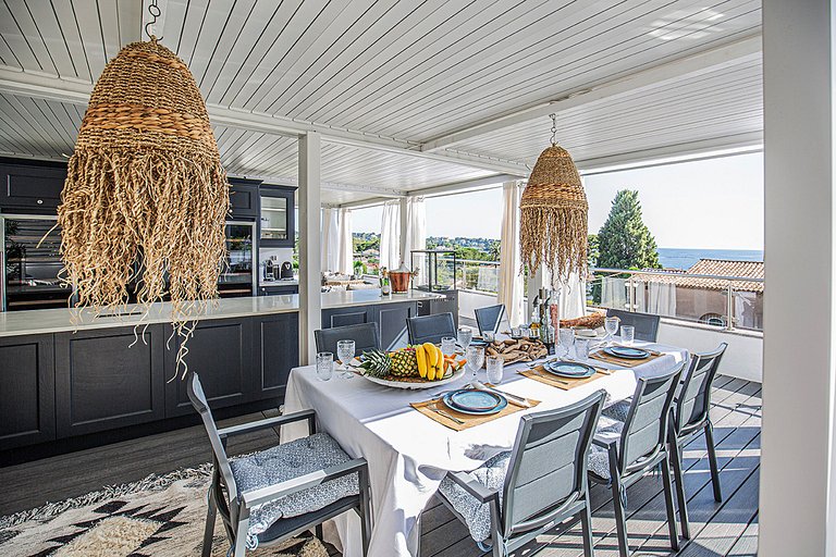 Azu050 - Hermosa villa con vista costera en Cap d'Antibes