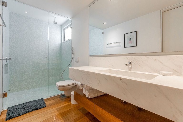 Rio029 - Linda cobertura de 4 suites em Ipanema