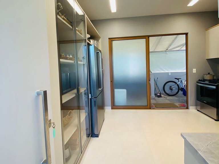 Bah420 - Linda casa em luxuoso condomínio na Praia do Forte