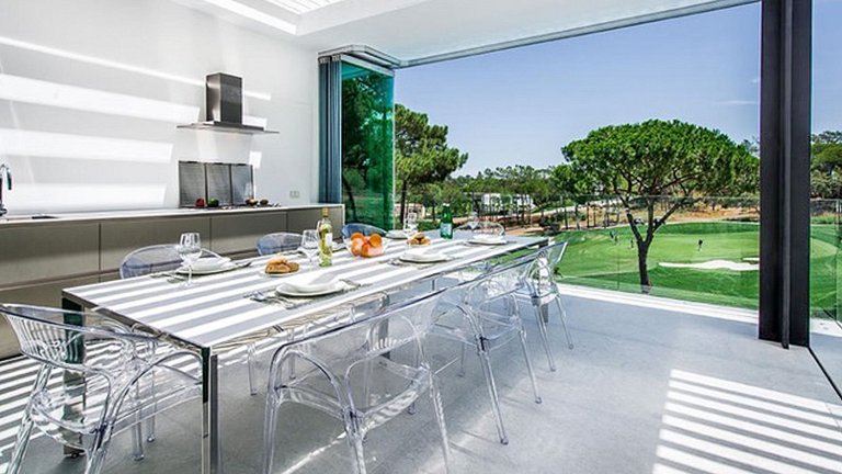 Alg026 - Villa ultra-moderne dans le quartier Golf Leste