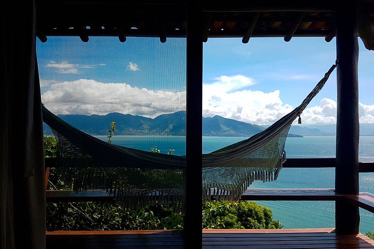 Sao100 - Elegant villa overlooking the sea in Ilhabela