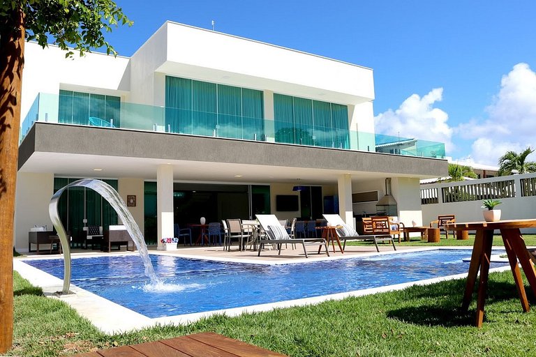 Bah441 - Villa en copropriété de deux étages à Guarajuba