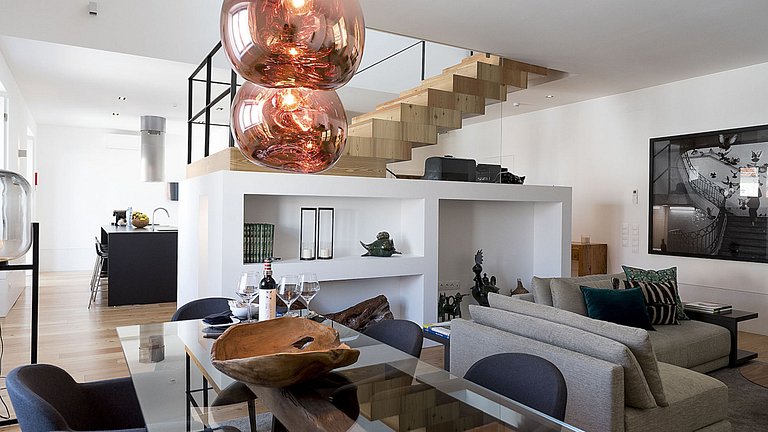 Lis005 - Luxury 2-bedroom Lisbon apartment in Chiado