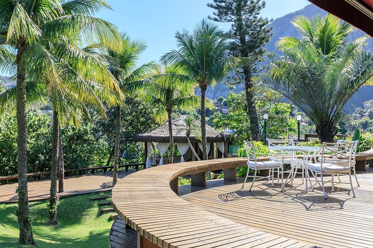 Rio591 - Villa in Joá with 5 suites and views of Barra