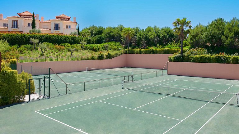 Alg027 - Villa con piscina privada en prestigioso Resort