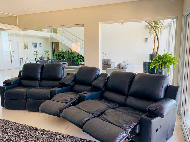 Gua004 - Manoir avec vue spectaculaire au sommet de Guarujá