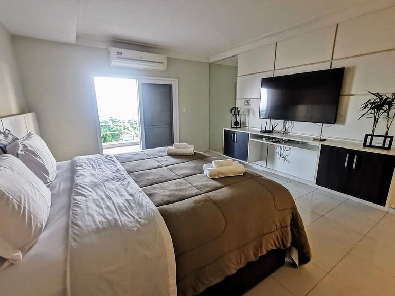 Gua004 - Manoir avec vue spectaculaire au sommet de Guarujá