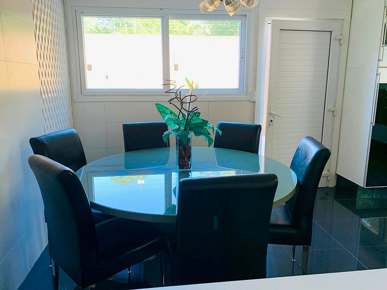 Gua004 - Manoir avec vue spectaculaire au sommet de Guarujá