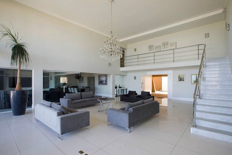 Gua004 - Manoir avec vue spectaculaire au sommet de Guarujá