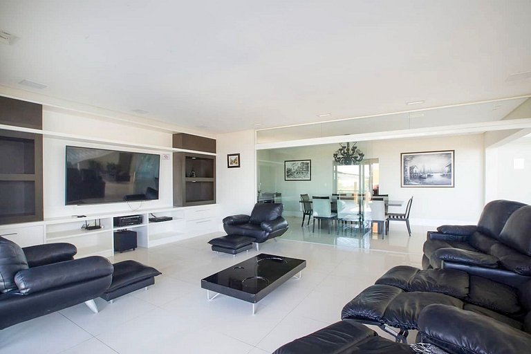 Gua004 - Manoir avec vue spectaculaire au sommet de Guarujá