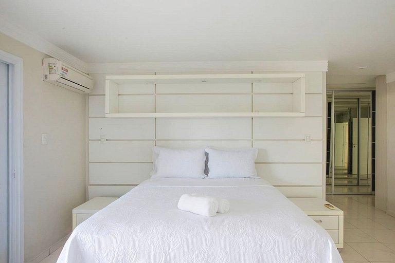 Gua004 - Manoir avec vue spectaculaire au sommet de Guarujá