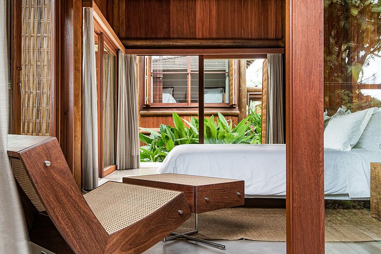 Bah172 - Propriété en bord de mer et entourée de nature à It