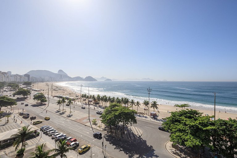 Rio394 - Charmoso apartamento beira-mar em Copacabana