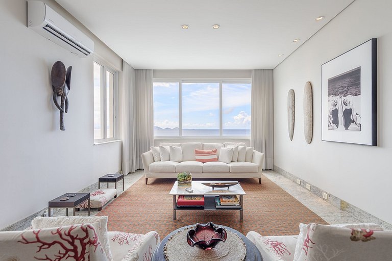 Rio394 - Charming beachfront apartment in Copacabana