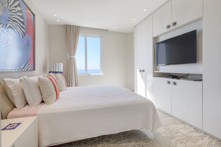 Rio394 - Charmoso apartamento beira-mar em Copacabana