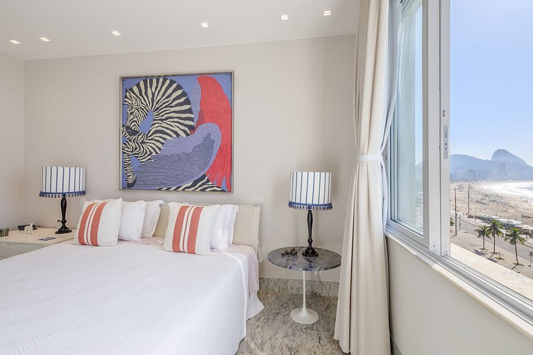 Rio394 - Charmoso apartamento beira-mar em Copacabana