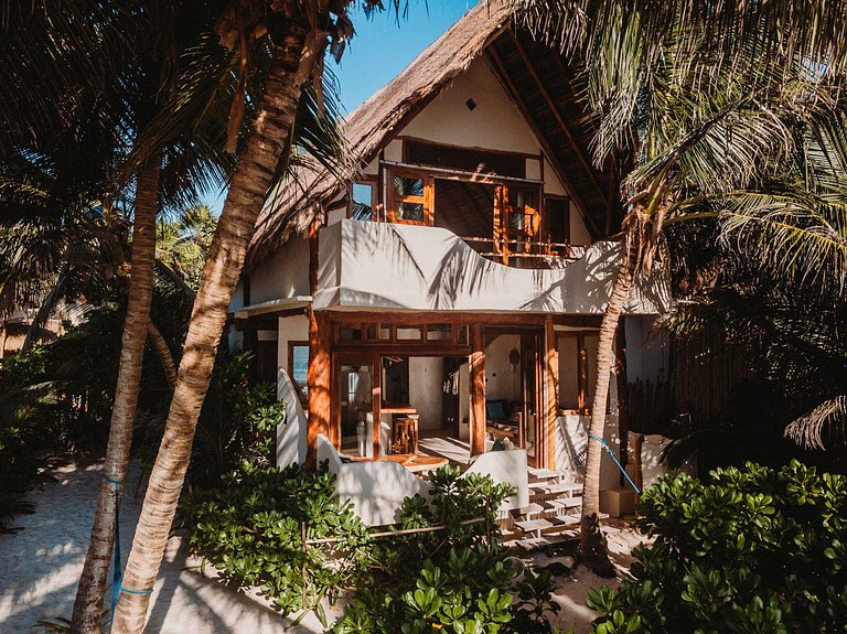Tul044 - Linda villa al frente de la playa en Tulum