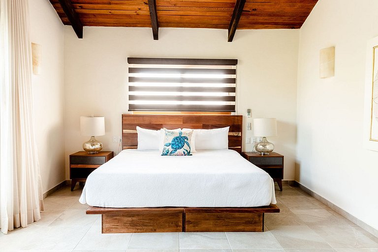 Pcr015 - Sumptuous 4 bedroom villa in Playa Del Carmen