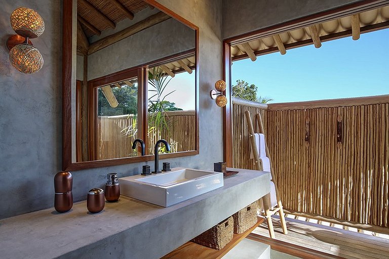 Bah056 - Incrível propriedade de 10 suítes em Trancoso