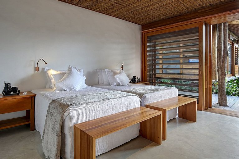 Bah056 - Spectacular property of 10 suites in Trancoso