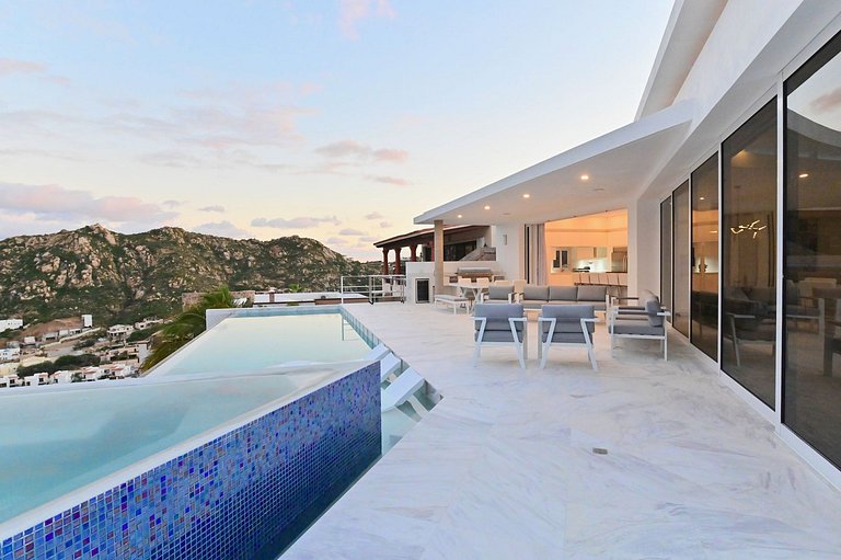 Cab030 - Villa de 9 suites avec vue sur la mer à Los Cabos