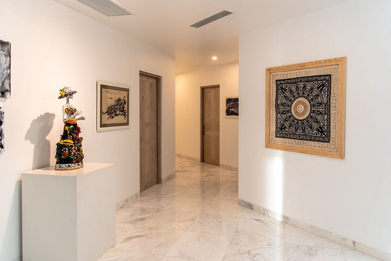 Cab030 - Modern 9 suites villa with sea views in Cabo