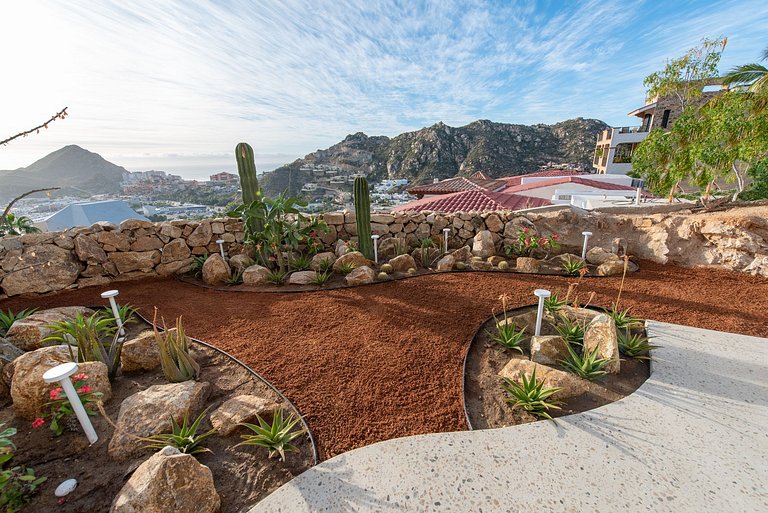 Cab030 - Modern 9 suites villa with sea views in Cabo