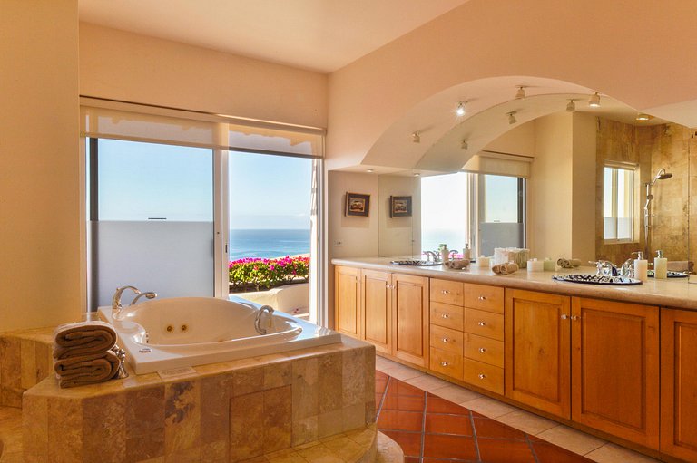 Cab031 - Impresionante villa en Los Cabos con vista al mar