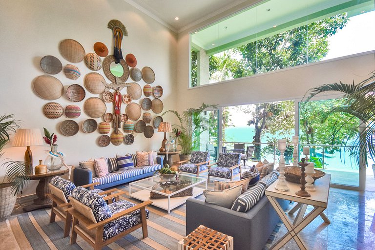 Ang013 - Sea front villa in Angra