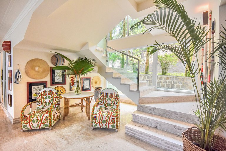 Ang013 - Sea front villa in Angra