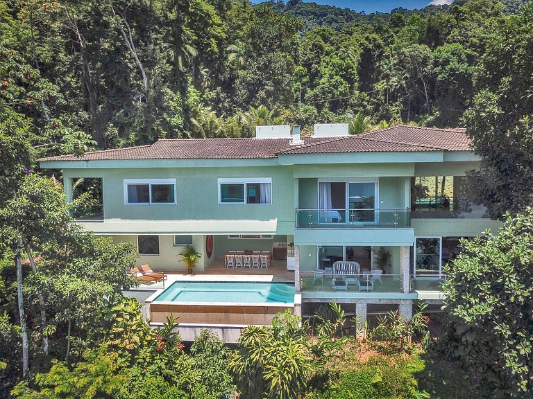 Ang013 - Sea front villa in Angra