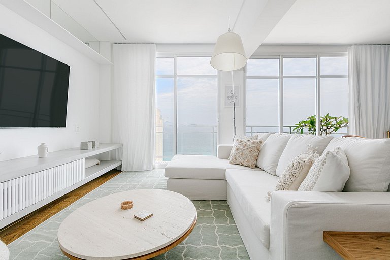 Rio089 - Triplex penthouse overlooking the sea in Ipanema