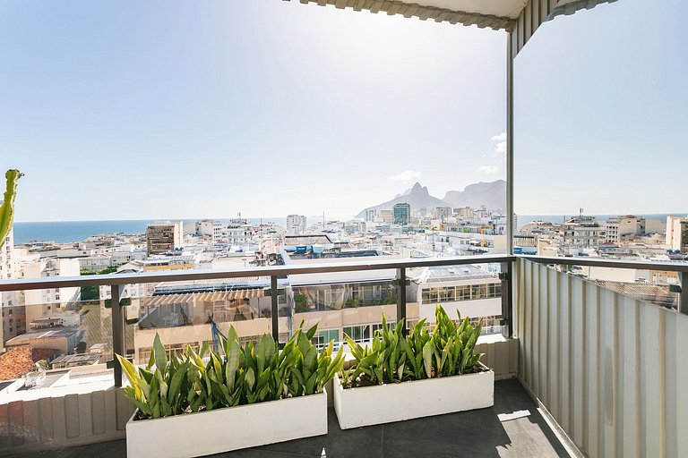 Rio072 - Penthouse with breathtaking view pool in Copacabana