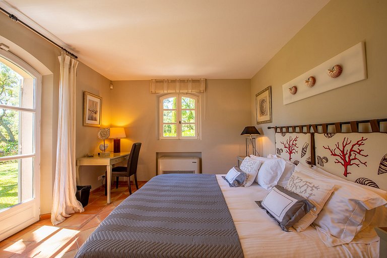 Azu042 - Villa face à l'océan à La Croix-Valmer