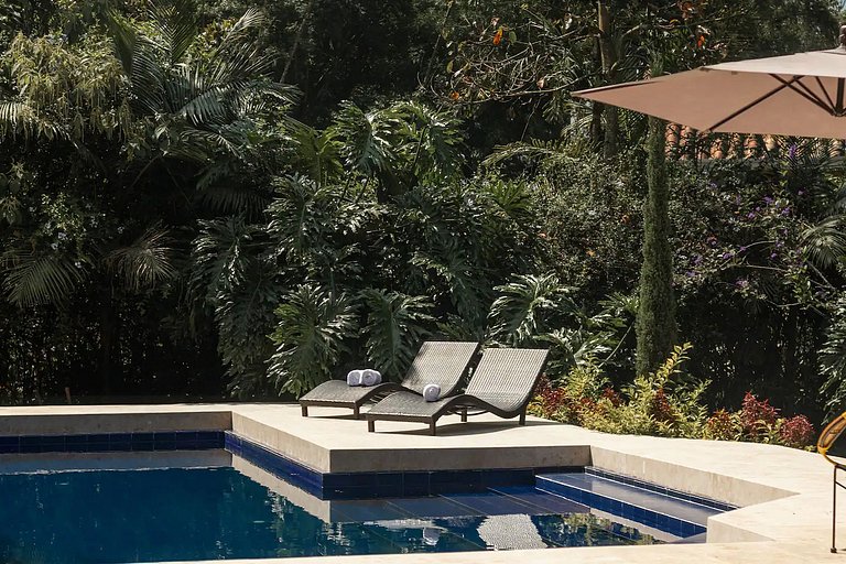 Med052 - Luxurious house with pool in El Poblado