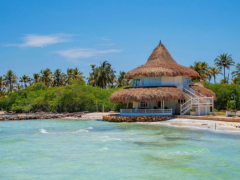 Car023 - Magnifique maison sur l'Ile de Tintipan