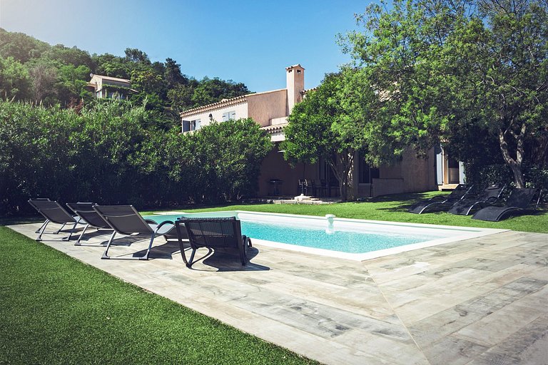 Azu010 - Hermosa villa de verano en La Croix-Valmer