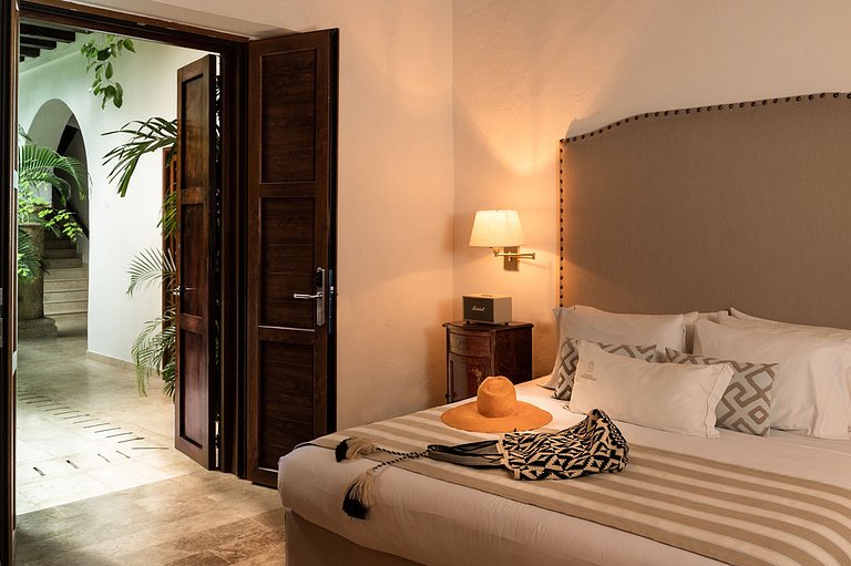 Car038 - Luxurious classic villa in Cartagena's old town