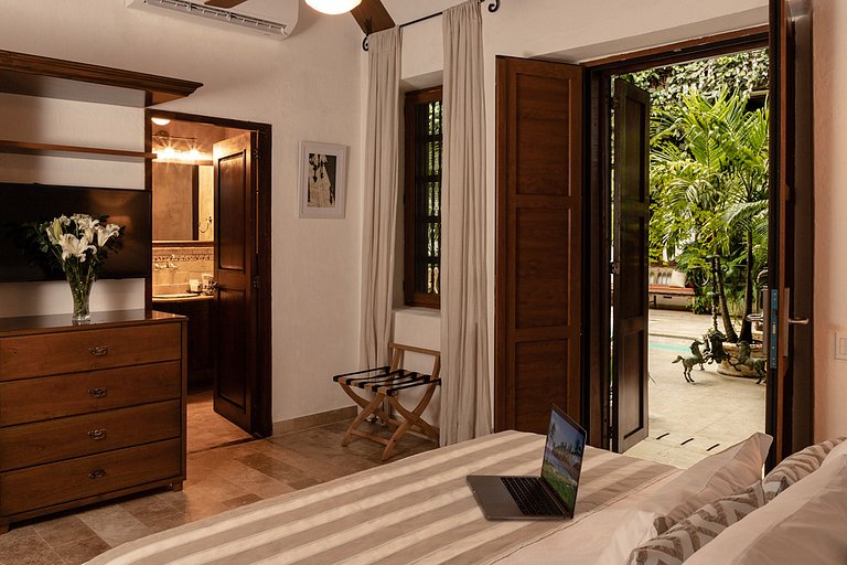 Car038 - Luxurious classic villa in Cartagena's old town