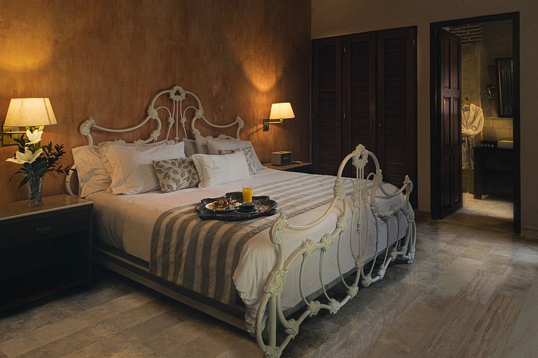 Car038 - Luxurious classic villa in Cartagena's old town