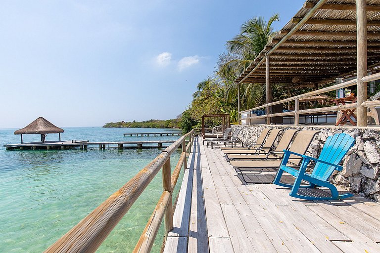 Car055 - Hermosa casa de playa en Islas del Rosario