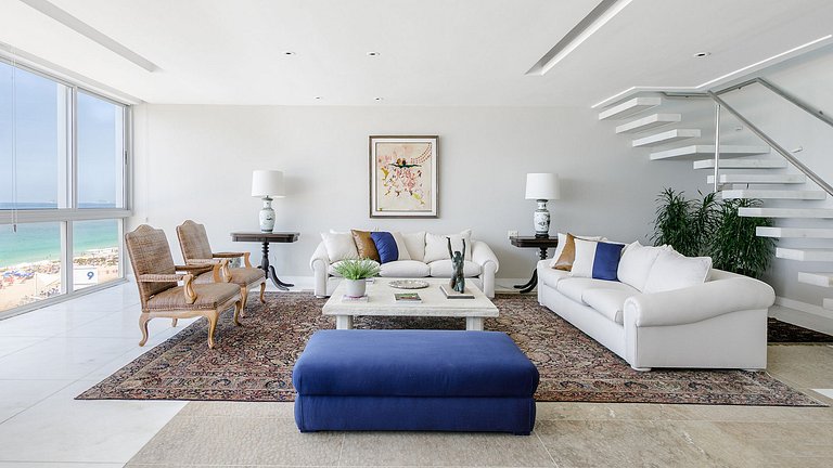Rio257 - Duplex penthouse beachfront in Ipanema
