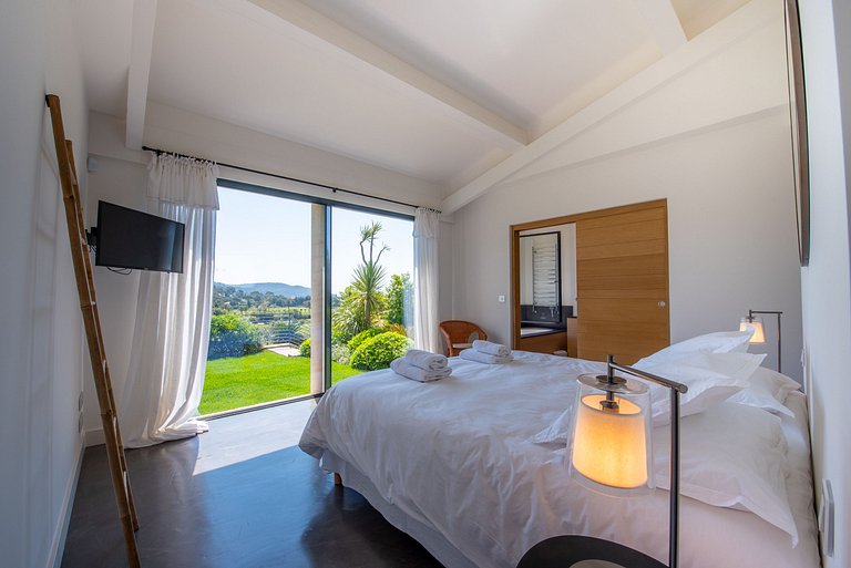 Azu022 - Villa de 5 suítes e piscina em La Croix-Valmer