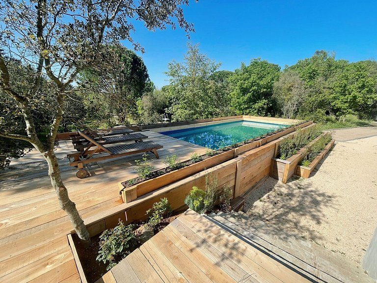 Azu049 - Charmosa vila entre vinhedos em Croix-Valmer