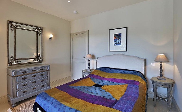 Azu028 - Villa com piscina infinita em La Croix-Valmer