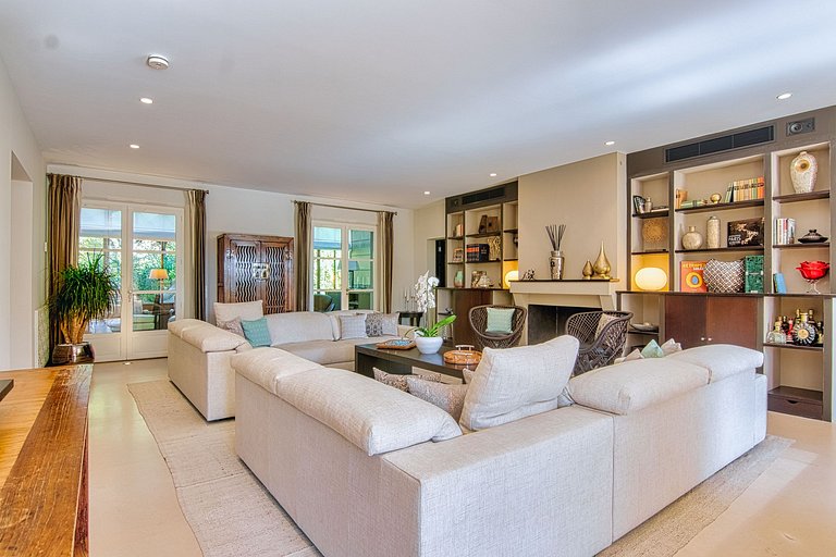 Azu051 - Amazing luxury villa with pool in St. Tropez