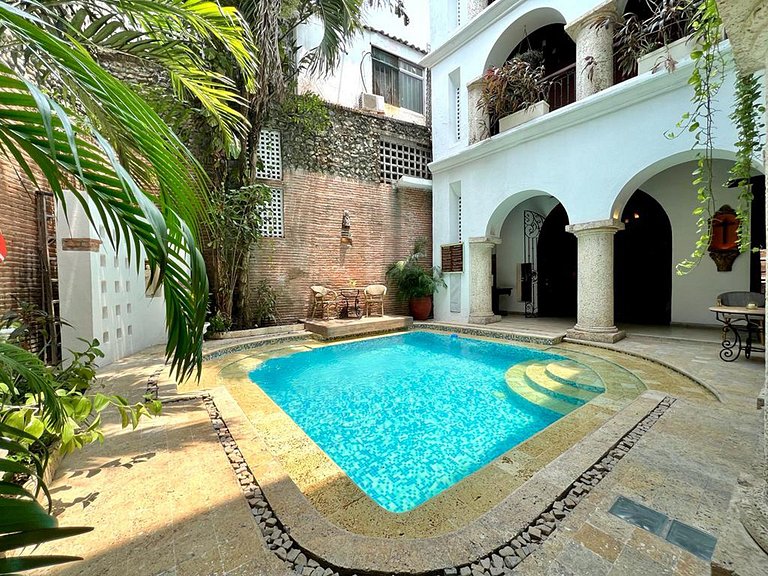 Car071 - Encantadora casa en el centro histórico