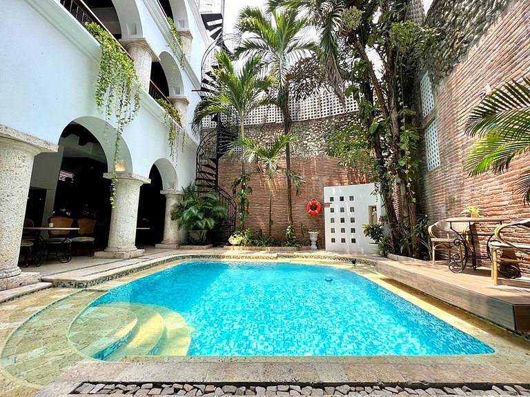 Car071 - Encantadora casa en el centro histórico