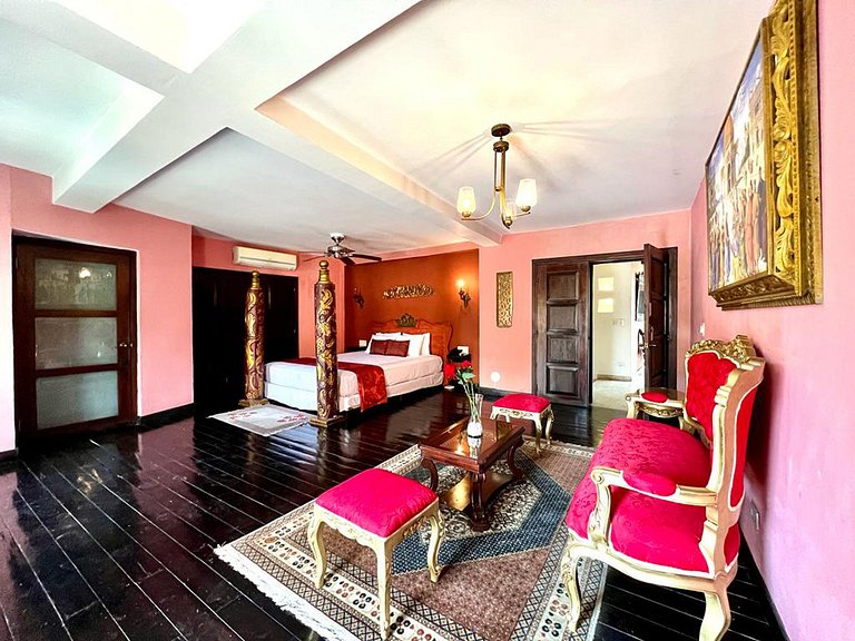 Car071 - Encantadora casa en el centro histórico