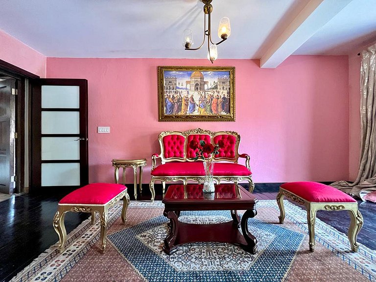 Car071 - Charmante maison dans le centre historique